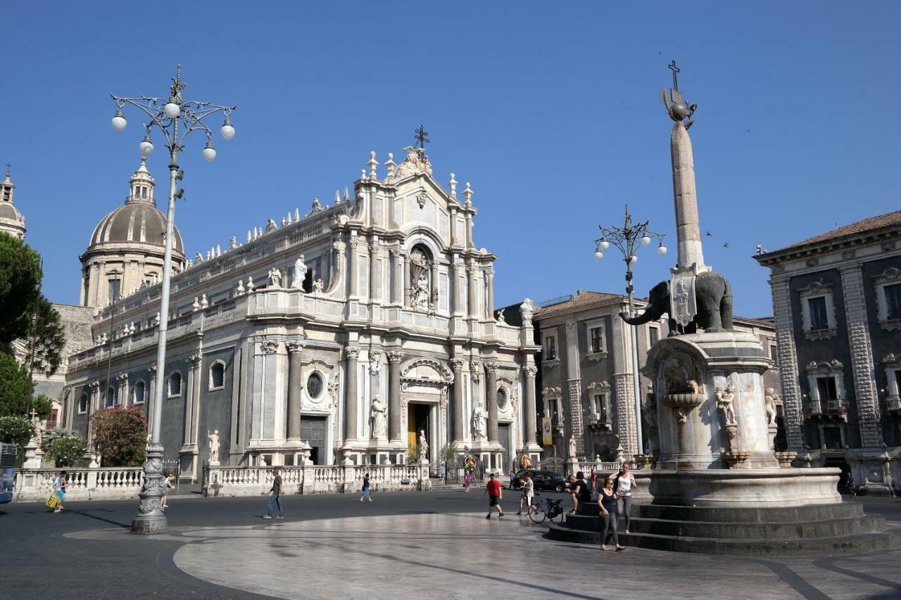 Alla Corte Del XIX Secolo Lejlighed Catania Eksteriør billede